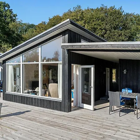 Casa vacanze Nice In With Kitchen